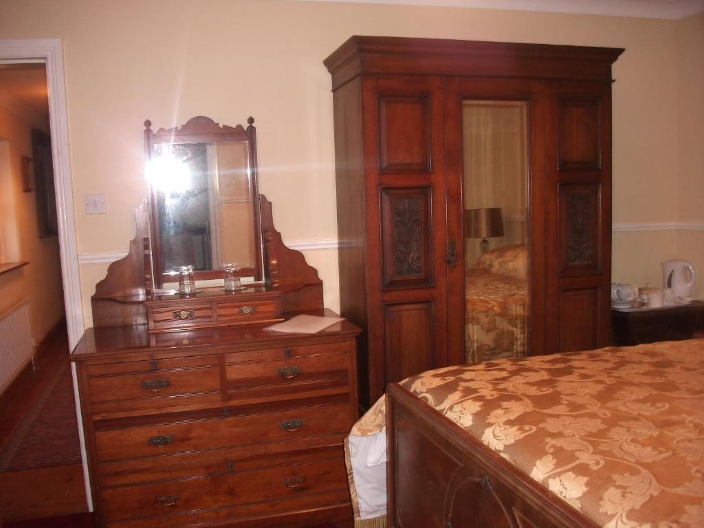 رينفيلي Fuchsia House Bed And Breakfast Connemara المظهر الخارجي الصورة